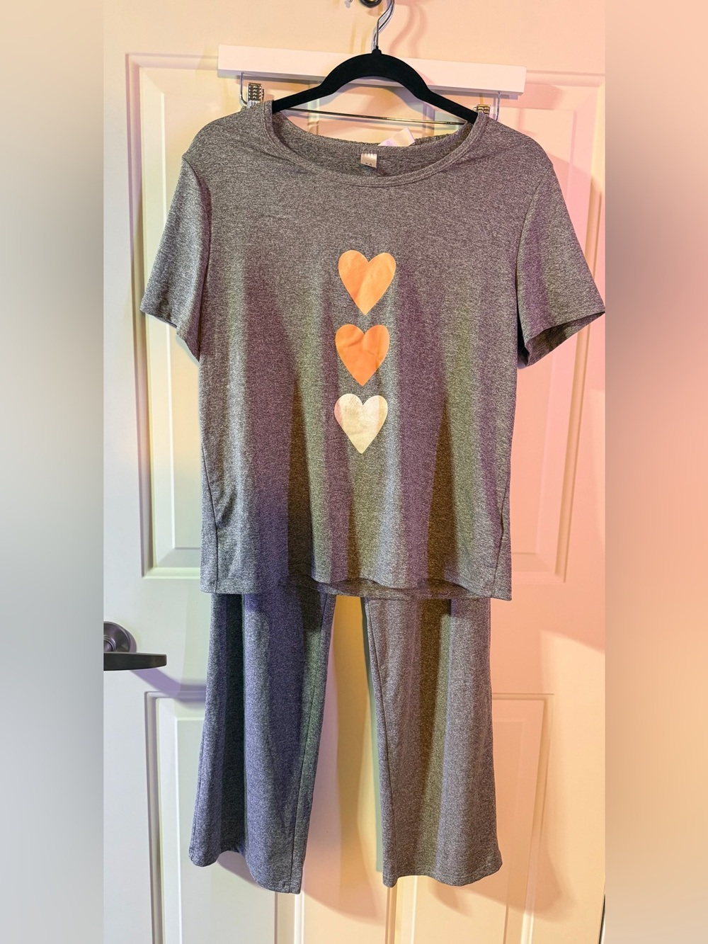 Women’s medium  Heart-Graphic Pajama Set - Soft Two-Piece Sleepwear